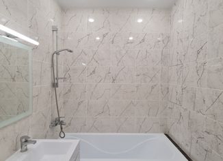 Продам двухкомнатную квартиру, 48.7 м2, посёлок Марьино, улица Харлампиева, 42