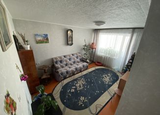 Продаю 2-комнатную квартиру, 48.7 м2, Топки, улица Революции, 7