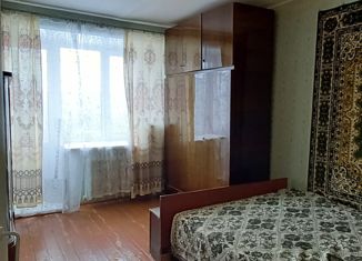 Продаю двухкомнатную квартиру, 47 м2, Апатиты, улица Космонавтов, 43