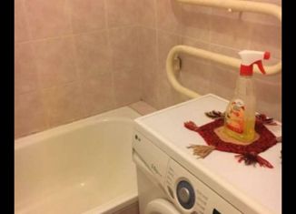 Продается 2-комнатная квартира, 50 м2, Абинск, улица Советов, 148