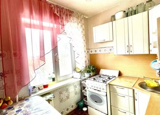 Продаю двухкомнатную квартиру, 38.4 м2, Краснотурьинск, улица Серова, 42