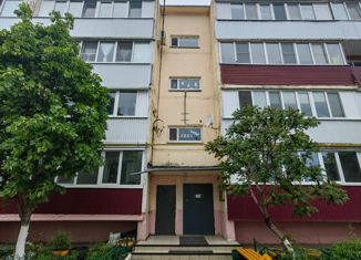 2-ком. квартира на продажу, 44.5 м2, поселок Верхняя Подстепновка, улица Специалистов, 22