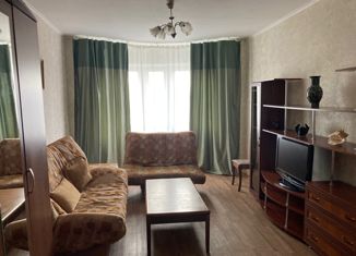1-комнатная квартира в аренду, 40 м2, Москва, Симферопольский бульвар, 24к6, район Зюзино