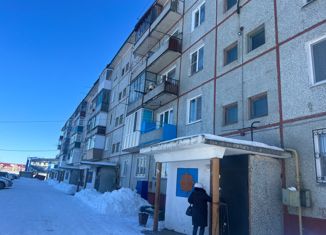 Продажа 2-ком. квартиры, 52.7 м2, Калачинск, Заводская улица, 39