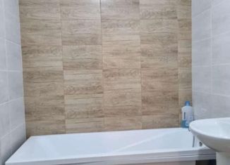 Сдаю в аренду 2-комнатную квартиру, 56 м2, посёлок Садовый, микрорайон Околица, 3