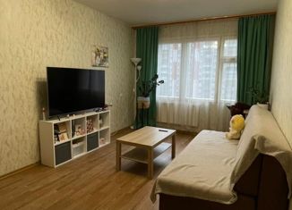 Продам 2-комнатную квартиру, 55 м2, Санкт-Петербург, улица Бадаева, 8к2, улица Бадаева