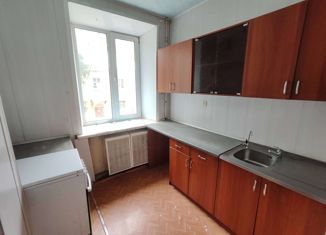 Продается 3-комнатная квартира, 58.2 м2, Ярославль, улица Розы Люксембург, 12, жилой район Пятёрка