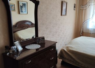 Продаю 2-комнатную квартиру, 43.4 м2, поселок городского типа Карымское, Верхняя улица, 3