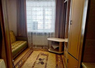 Сдается в аренду однокомнатная квартира, 14 м2, Нефтеюганск, 1-й микрорайон, 12