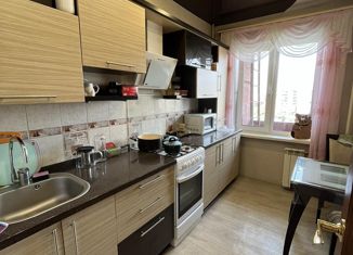 Продается 2-ком. квартира, 47.7 м2, Ангарск, 17-й микрорайон, 7