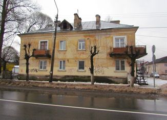 Продам 3-ком. квартиру, 67.4 м2, Малая Вишера, улица Революции, 33