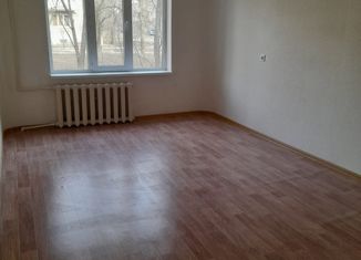 Продается 3-комнатная квартира, 58 м2, Новочеркасск, проспект Энергетиков, 19
