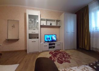 Продам 2-ком. квартиру, 45.6 м2, Пионерский, улица Шаманова, 16