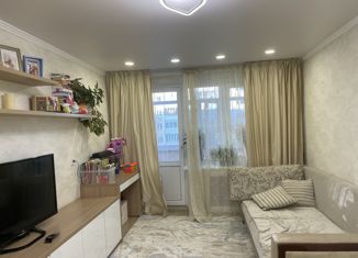 Продам 2-ком. квартиру, 55 м2, Коми, Весенняя улица, 4