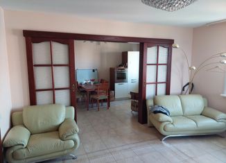 Продажа 2-ком. квартиры, 63 м2, Новосибирск, проспект Карла Маркса, 11, проспект Карла Маркса