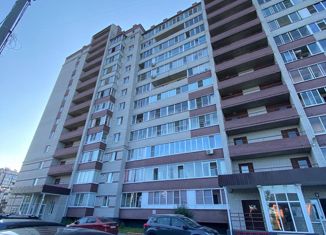 Продажа 2-ком. квартиры, 71.1 м2, Вологда, улица Возрождения, 49, микрорайон Южный