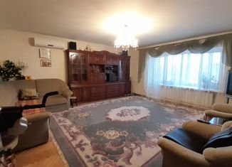 Продажа четырехкомнатной квартиры, 125.7 м2, Елец, Лучковская улица, 6А