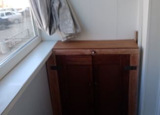 Продается 2-комнатная квартира, 47.7 м2, поселок Майский, улица 9-й Пятилетки, 7А