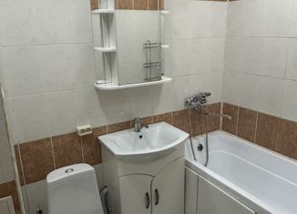 Продается 1-ком. квартира, 37 м2, село Михайловка, Сливовая улица, 3