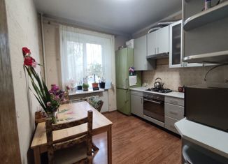Продам 2-комнатную квартиру, 55 м2, Москва, Молодогвардейская улица, 37к1, метро Молодёжная