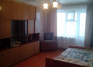 Продается 3-комнатная квартира, 59.9 м2, Оренбургская область, 4-й микрорайон, 19