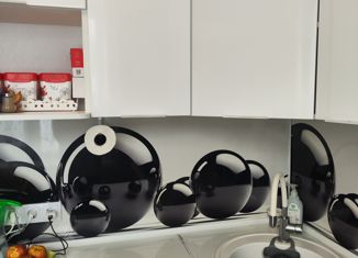 Продам 2-комнатную квартиру, 38 м2, Воткинск, Рубиновая улица, 2