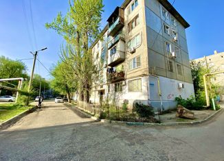 Продается 1-комнатная квартира, 24.3 м2, Астрахань, улица Николая Островского, 144
