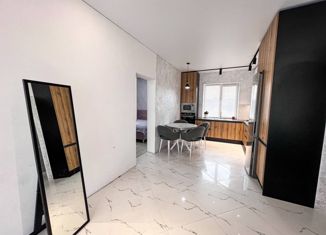 Продам 2-комнатную квартиру, 45 м2, село Нежинка, Александровская улица, 5