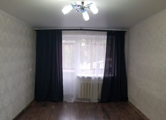 Продам однокомнатную квартиру, 32.4 м2, Новотроицк, Советская улица, 68