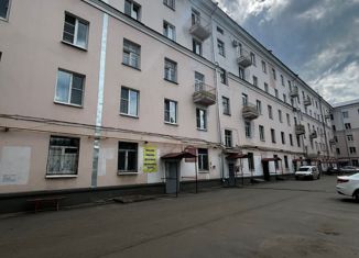 Продам 3-ком. квартиру, 76.6 м2, Нижний Новгород, Московское шоссе, 141, метро Буревестник