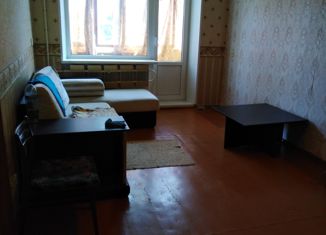 Продам 2-комнатную квартиру, 45 м2, Губкин, проспект Горняков, 5