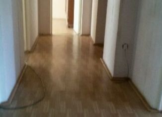 Сдача в аренду четырехкомнатной квартиры, 108 м2, Альметьевск, улица Клары Цеткин, 36