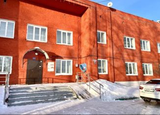 Продается двухкомнатная квартира, 67.1 м2, поселок Свободный, Молодёжная улица, 15А