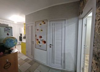 Продается двухкомнатная квартира, 52.4 м2, Ноябрьск, улица Ленина, 30