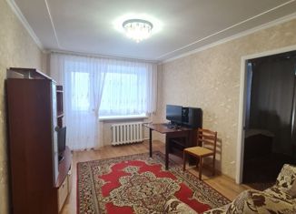 Продажа 3-ком. квартиры, 49.9 м2, Краснокамск, улица Калинина, 13