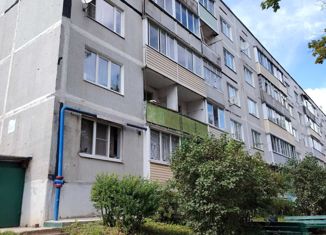 Продам 2-ком. квартиру, 47 м2, Торжок, Ленинградское шоссе, 18