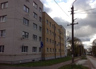 Продажа 2-комнатной квартиры, 43.7 м2, посёлок городского типа Калашниково, улица Ленина, 32