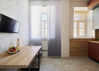 Продам 3-комнатную квартиру, 65.1 м2, Санкт-Петербург, Тамбовская улица, 13, Тамбовская улица