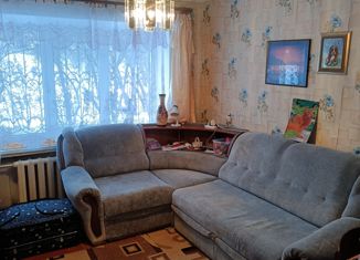 Продаю 4-ком. квартиру, 62.2 м2, Вышний Волочёк, улица Баумана, 21