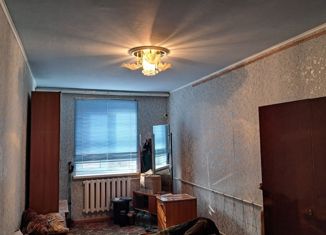 Трехкомнатная квартира на продажу, 59 м2, станица Полтавская, Красная улица, 98