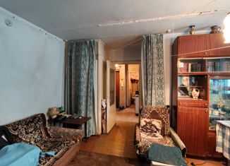 4-комнатная квартира на продажу, 62.2 м2, Кемеровская область, улица Сарыгина, 23Б
