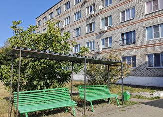 Продается двухкомнатная квартира, 36.8 м2, Губкин, Народная улица, 6В