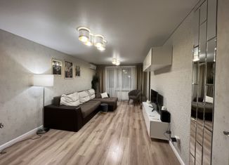 Продаю 3-комнатную квартиру, 83 м2, село Дмитриевка, Трактовая улица, 28/1