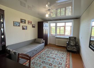 Продаю 2-комнатную квартиру, 50 м2, Ставрополь, улица Дзержинского, 230, микрорайон №22