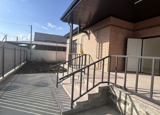 Продам дом, 130 м2, Белореченск, Центральная площадь