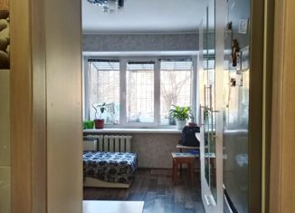 Продаю квартиру студию, 17.5 м2, Магнитогорск, проспект Карла Маркса, 68