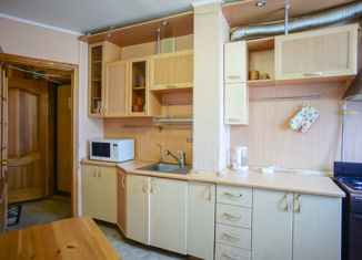 2-комнатная квартира на продажу, 59 м2, Екатеринбург, метро Ботаническая, улица Чайковского, 88к1