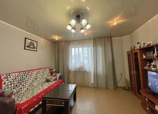 Продажа 1-комнатной квартиры, 40 м2, Новокузнецк, улица Петракова, 61