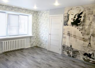 Продам 2-ком. квартиру, 43 м2, Вологда, Московская улица, 33, 6-й микрорайон