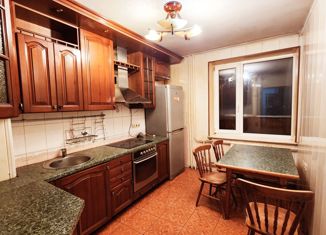 Продаю трехкомнатную квартиру, 66 м2, Москва, Ставропольская улица, 36, метро Люблино